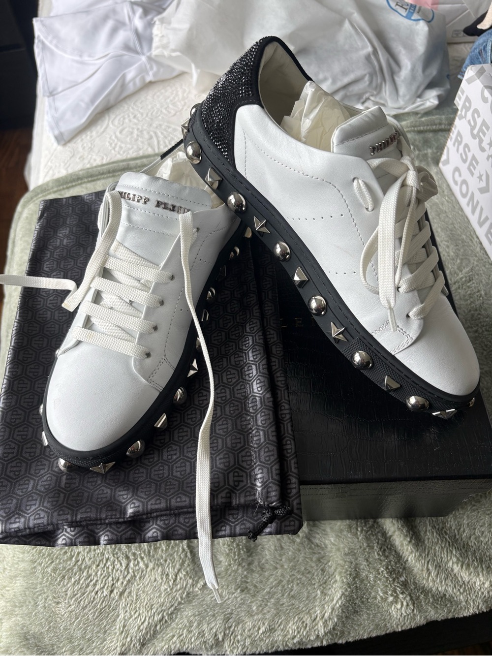 Philipp Plein White Lo-Top Sneakers Box Label